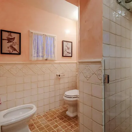 Casa Kathy, Smart And Convenient Luxury 2 Bedrooms Inside The Walls Apartmán